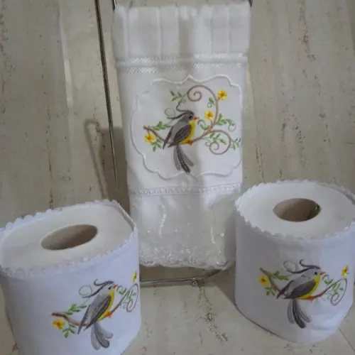Kit Toalha de Lavabo Bordada e Porta Papel Higiênico