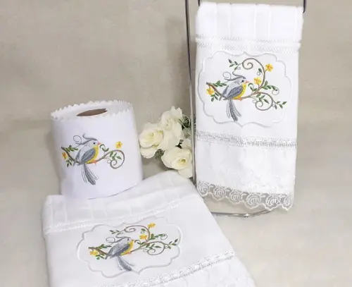 Kit Toalha de Lavabo, Rosto e Porta Papel Higiênico Pássaros