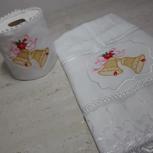 Kit Toalha de Rosto e Porta Papel Higiênico Sino Natal