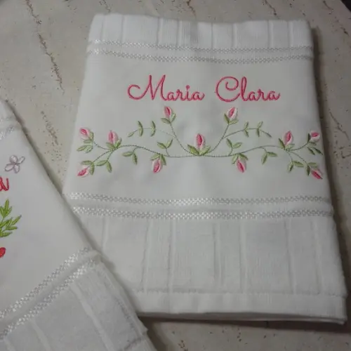 Kit Toalha Escolar Bordada Flores 2 Unidades