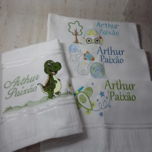 Kit Toalha Escolar Personalizada 4 Unidades