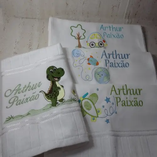 Kit Toalha Escolar Personalizada 4 Unidades