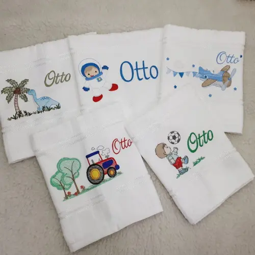 Toalha Bordada Escolar Personalizada 5 Unidades