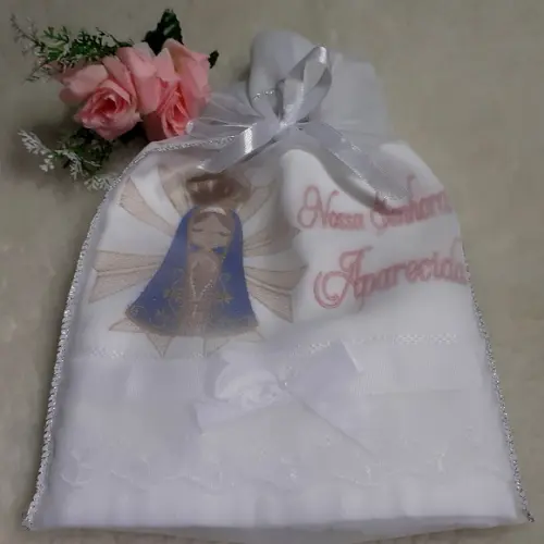 Toalha bordada Nossa Senhora Aparecida
