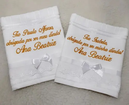 Toalha Bordada para Padrinho e Madrinha de Batismo