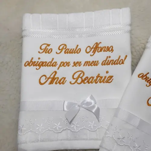 Toalha Bordada para Padrinho e Madrinha de Batismo