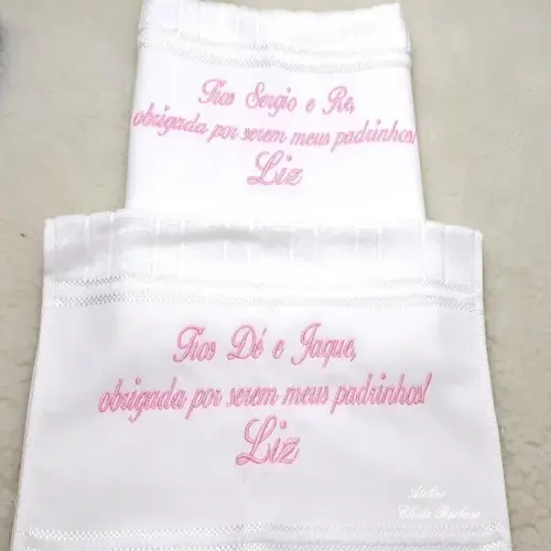 Toalha Bordada para Padrinho e Madrinha de Batismo