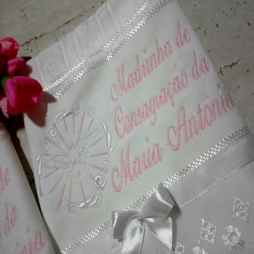 Toalha Bordada para Padrinho e Madrinha de Batismo