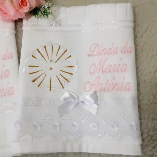 Toalha Bordada para Padrinho e Madrinha de Batismo