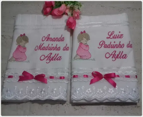 Toalha Bordada para Padrinho e Madrinha de Batismo