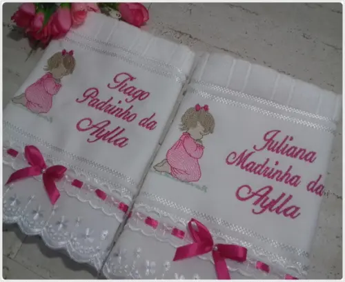 Toalha Bordada para Padrinho e Madrinha de Batismo