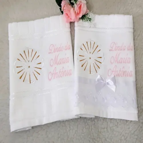 Toalha Bordada para Padrinho e Madrinha de Batismo