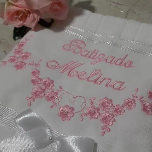 Toalha de Batismo Flores Rosa