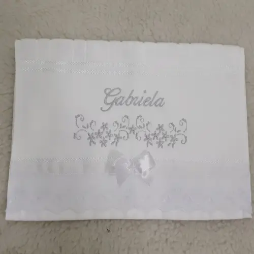 Toalha de Batismo Personalizada Floral Menina