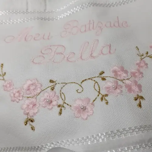 Toalha de Batizado Aveludada Floral Menina