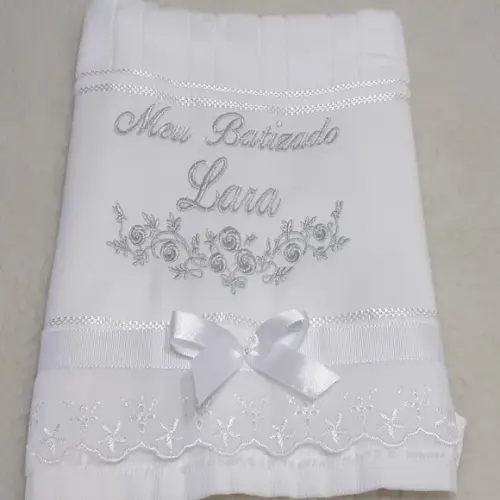 Toalha de Batizado Aveludada Floral Menina