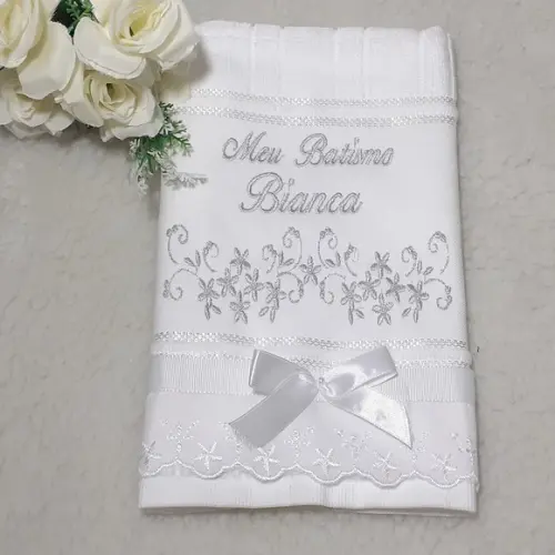 Toalha de Batizado Aveludada Floral Menina