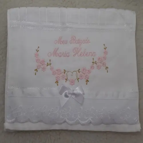 Toalha de Batizado Personalizada Bordada Flores