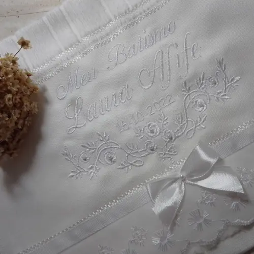 Toalha de Batizado Personalizada Floral para Menina
