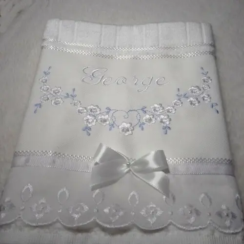 Toalha de Batizado Personalizada Flores
