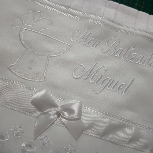 Toalha de Batizado Personalizada Flores