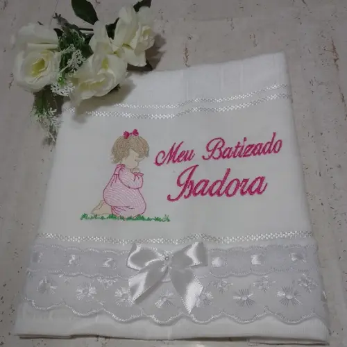 Toalha de Batizado Personalizada Menina Rezando