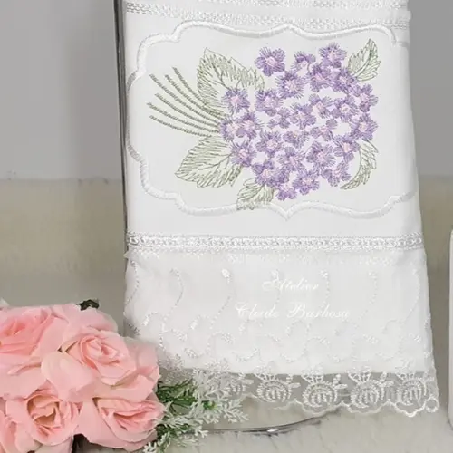 Toalha de Lavabo Bordada Hortênsia