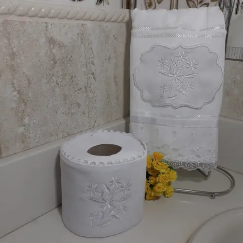 Toalha de Lavabo e Porta Papel Higiênico Flores