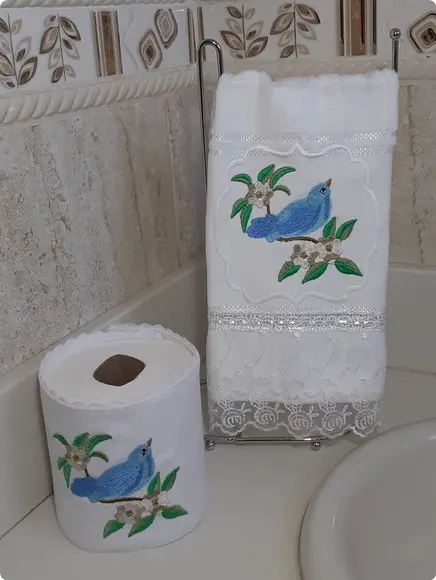 Toalha de Lavabo e Porta Papel Higiênico Pássaro Azul