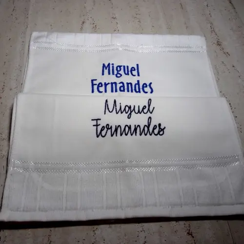Toalha Escolar Bordada e Personalizada 2 Unidades
