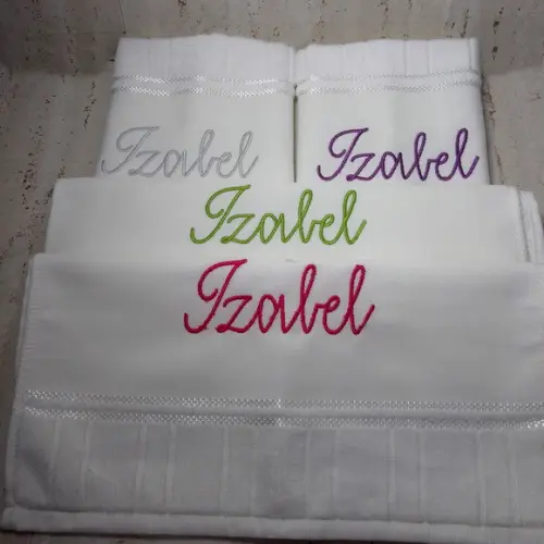 Toalha Escolar Bordada e Personalizada 3 Unidades