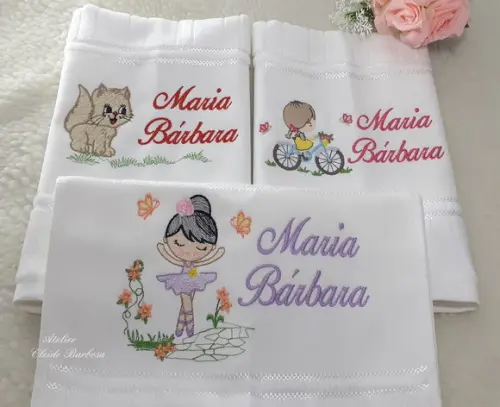 Toalha Escolar Bordada Personalizada 3 Unidades