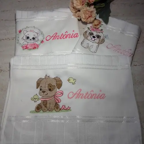 Toalha Escolar Bordada Personalizada Cachorrinho 3 Unidades