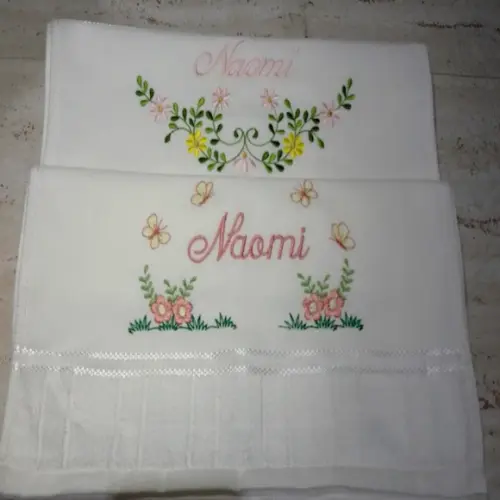Toalha Escolar Bordada Personalizada Jardim 2 Unidades