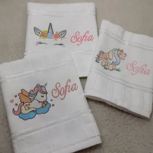 Toalha Escolar Bordada Personalizada Unicórnio Kit 8 Peças