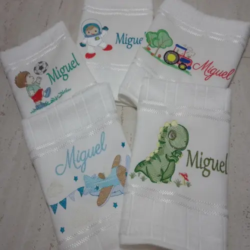 Toalha Escolar Personalizada Dinossauro 5 Unidades