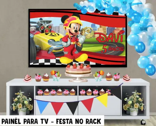 Painel para TV Mickey Aventuras sobre rodas Festa no Rack