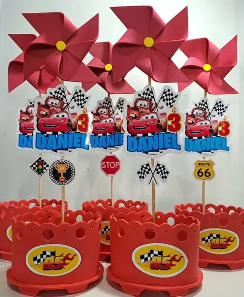 Centro de Mesa Carros Enfeite de Mesa Macqueen Lembrancinha