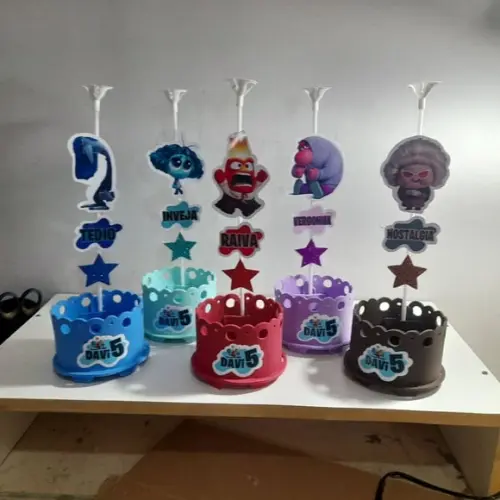 Centro de Mesa Divertidamente 2 Enfeite de Mesa