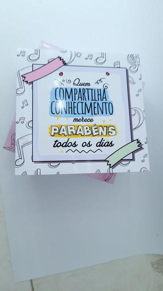 Caixa Dia do Professor Escola de Música para Talento