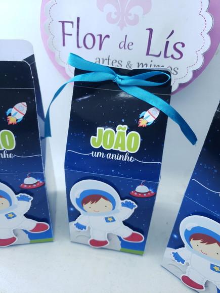 Caixa Milk Personalizada Astronauta Menino