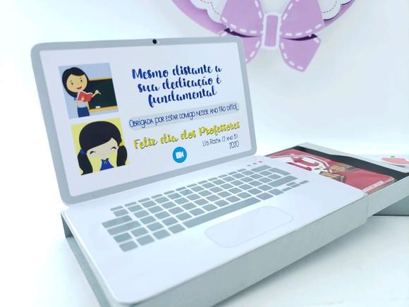 Caixa Notebook Professores Aula Online com Kit Kat
