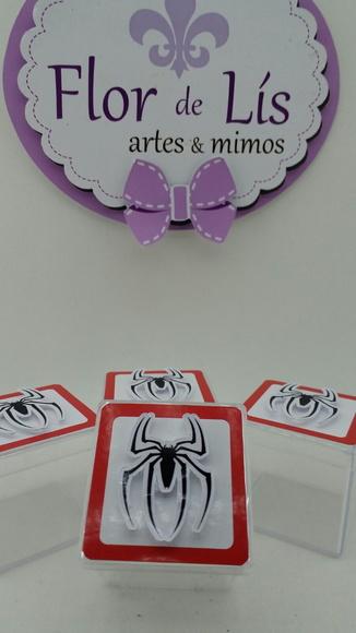 Caixinha Acrílica Homem Aranha 4cm