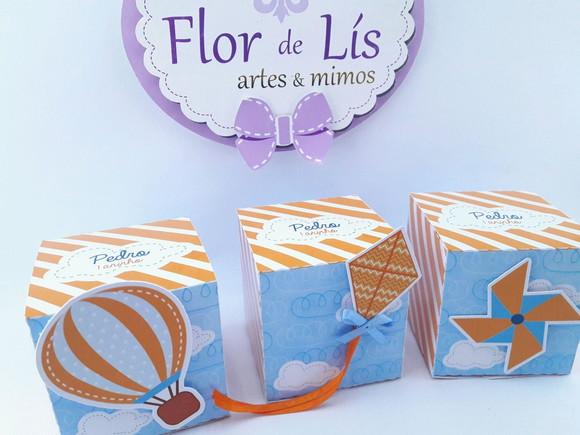 Caixinha Cubo Pipas e Cataventos Festa Personalizada