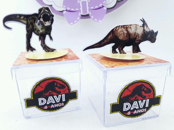 Caixinha Dinossauros Jurassic 5cm