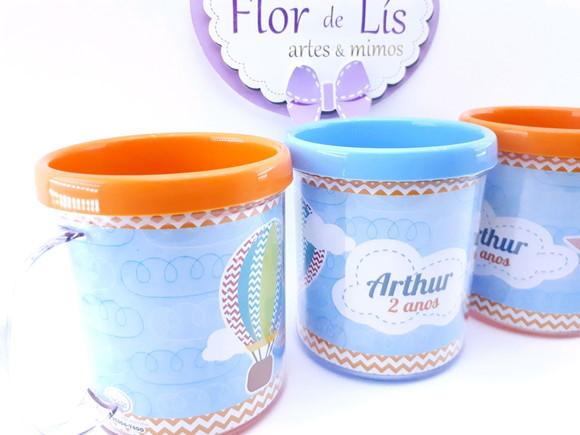 Caneca Rosqueável Pipas e Balões