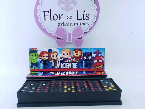 Dominó Personalizado Heróis Cute