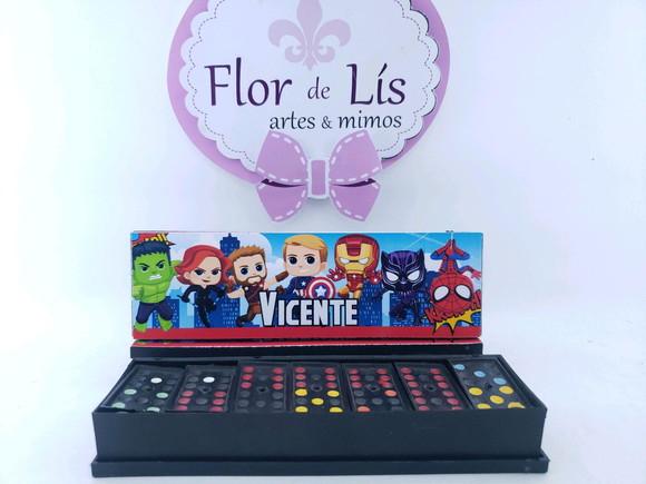 Dominó Personalizado Heróis Cute