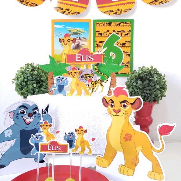 Festa em Casa Guarda do Leão com Bandeirola e Display
