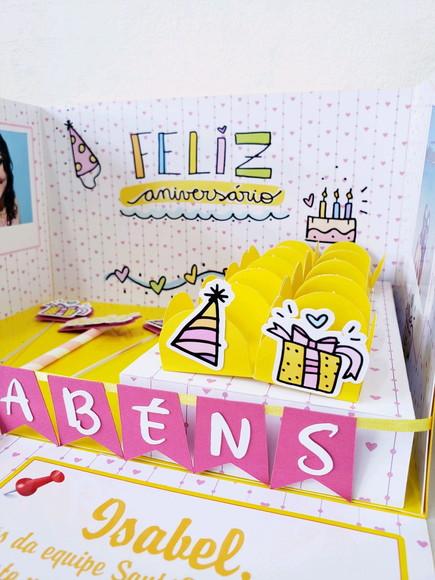 Festa na Caixa Cenário Explosão Aniversário para Bolo